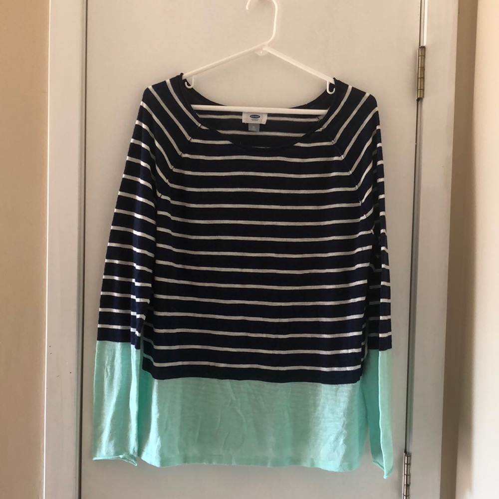 Lightweight sweater.